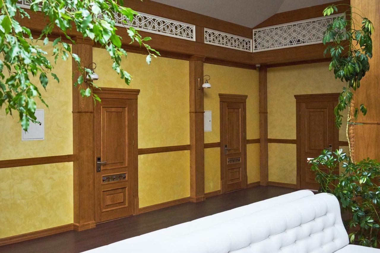 Східний Berezhany Exterior foto