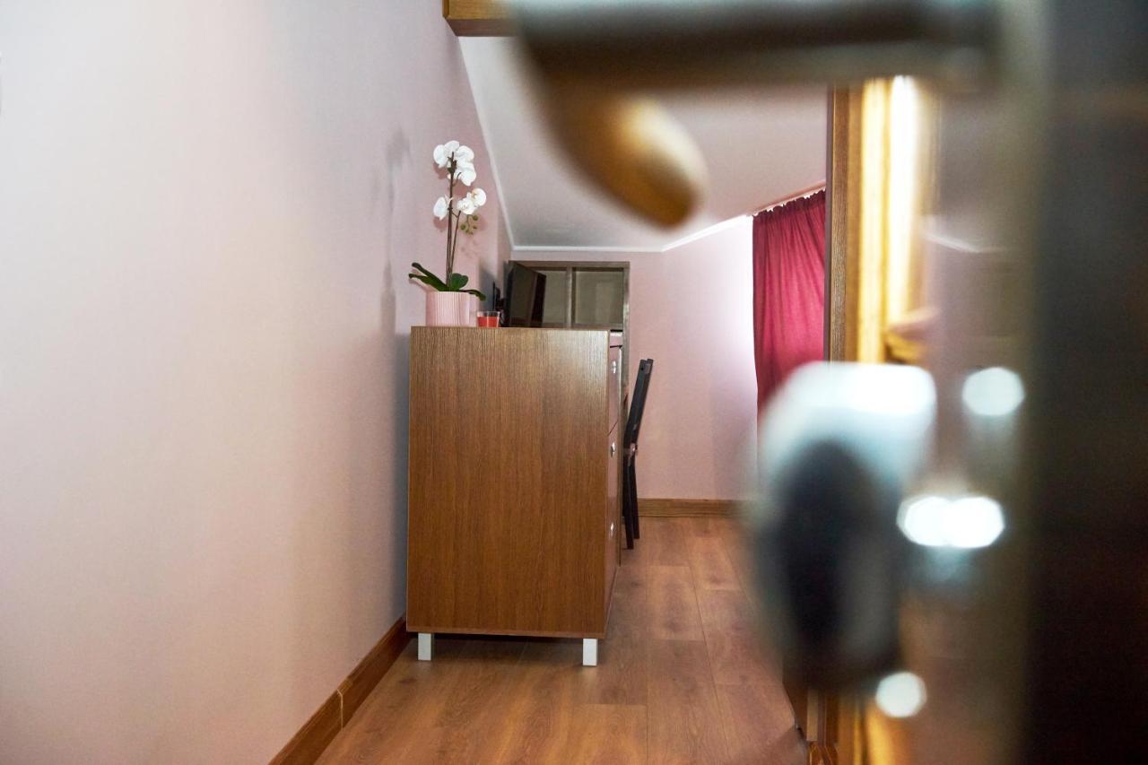 Східний Berezhany Exterior foto