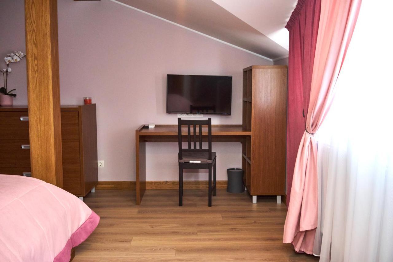 Східний Berezhany Exterior foto